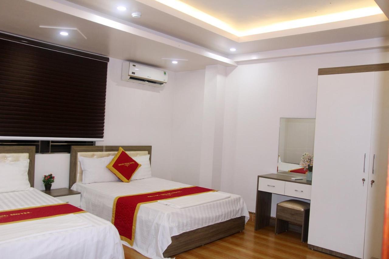 Quang Thang Cat Ba Hotel Dong Khe Sau Exteriör bild